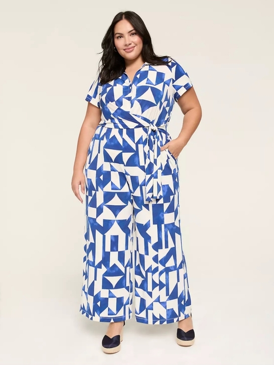 Lane Bryant Pants - Lane Bryant Collared Twist Waist Jersey Jumpsuit. Plus Size 26/28
